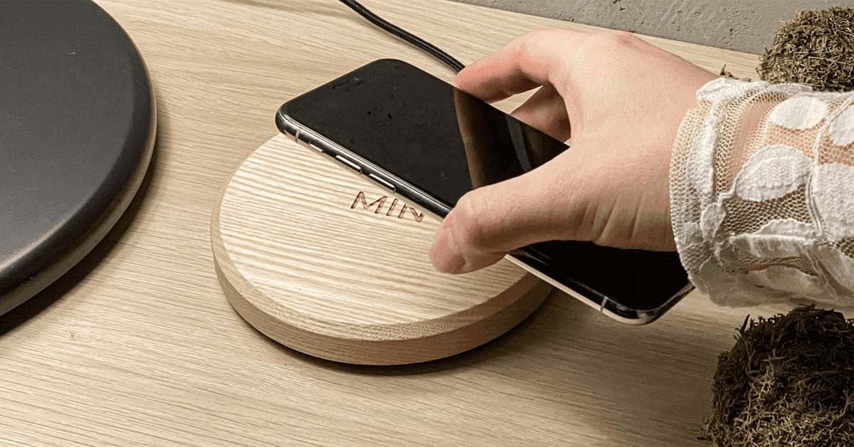 Recenzia českej bezdrôtovej nabíjačky MIN PAD Recenzia českej bezdrôtovej nabíjačky MIN PAD
