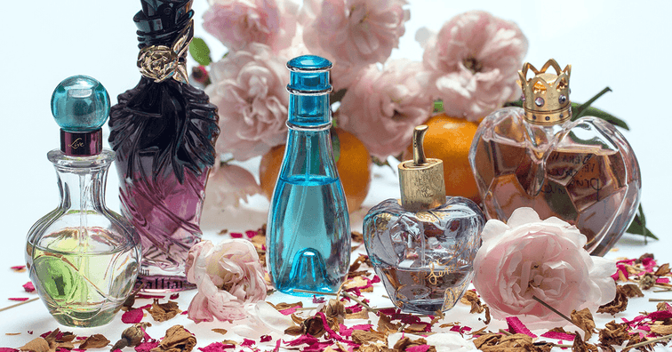 5 zásad, ako vybrať parfum a správne ho používať